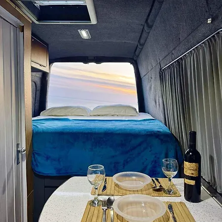 Campervan Leoventure Tirana