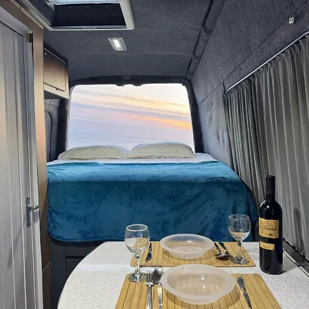 Campervan Leoventure * Tiran