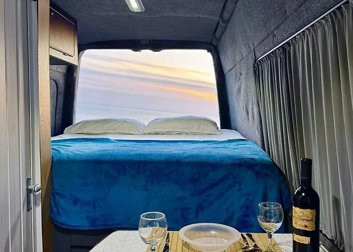 Campervan Leoventure تيرانا